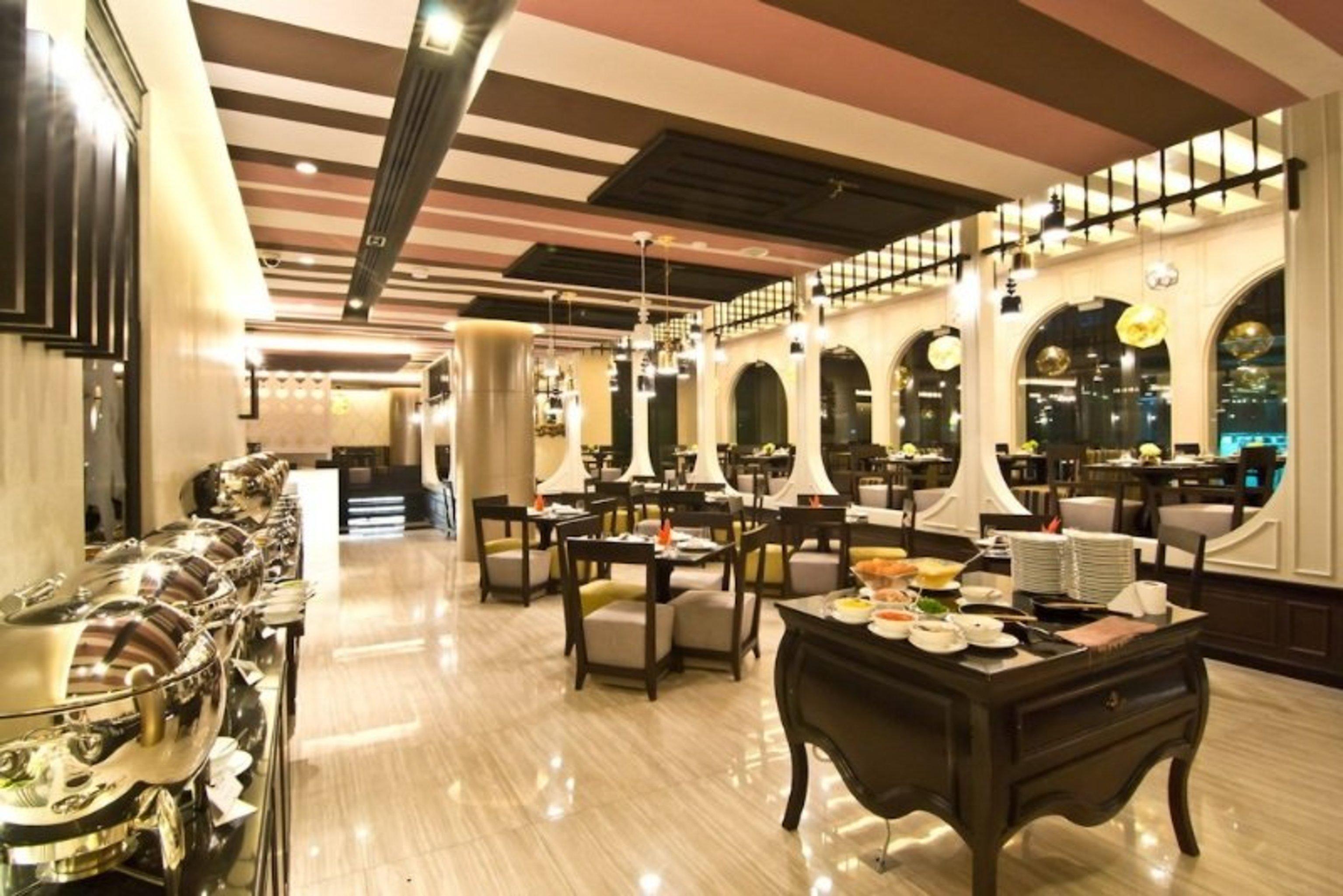 Tsix5 Hotel Pattaya Dış mekan fotoğraf
