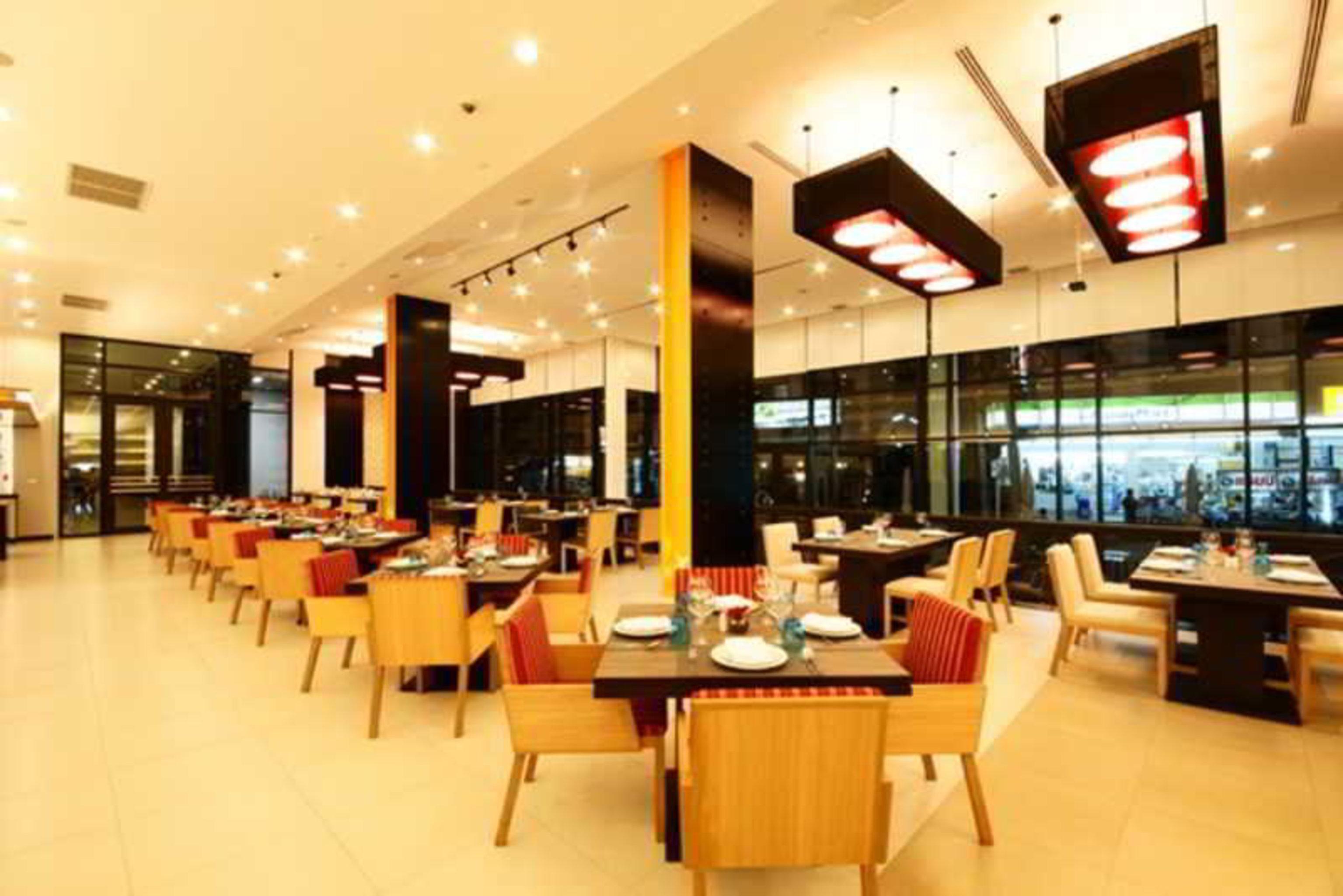 Tsix5 Hotel Pattaya Dış mekan fotoğraf