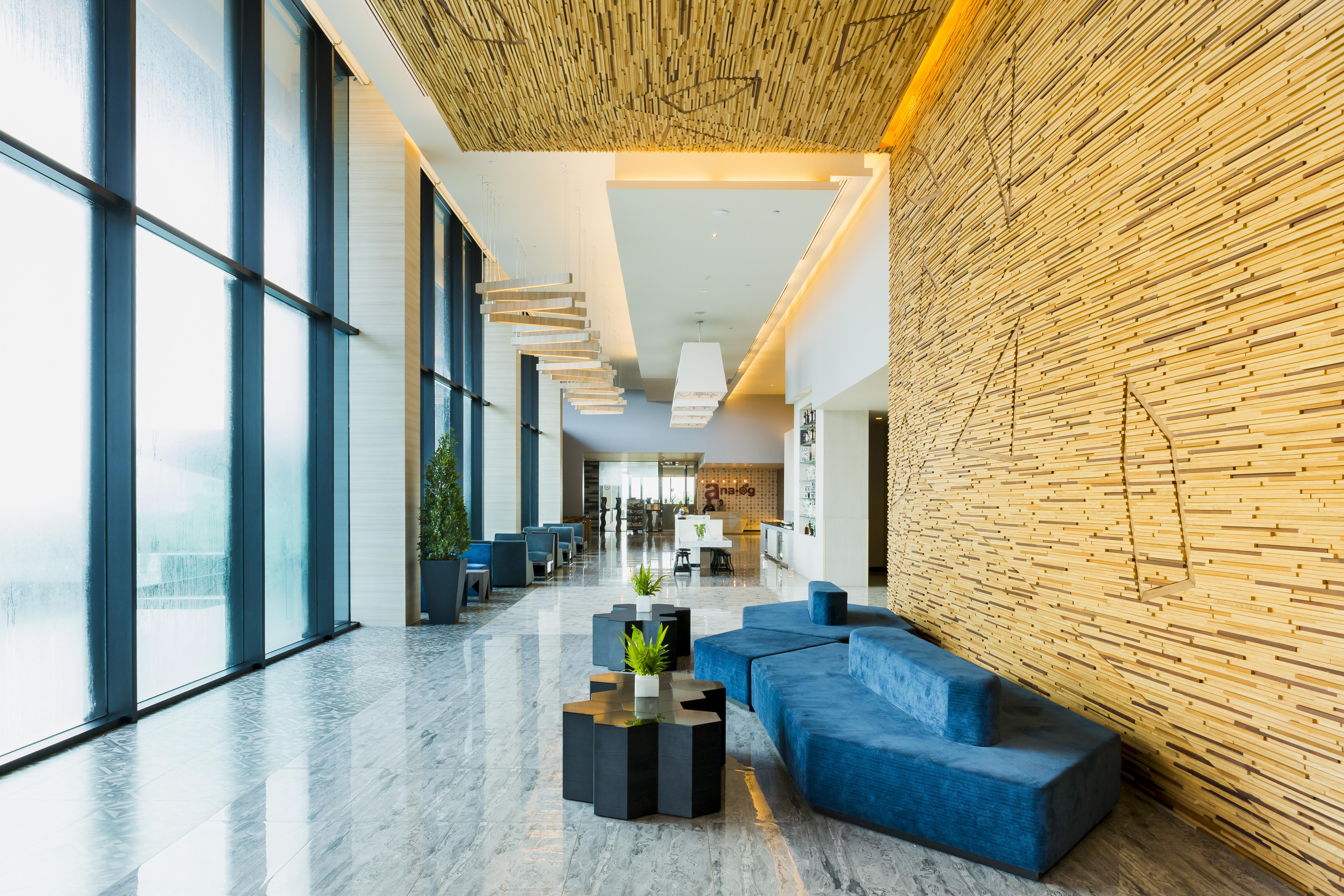 Tsix5 Hotel Pattaya Dış mekan fotoğraf