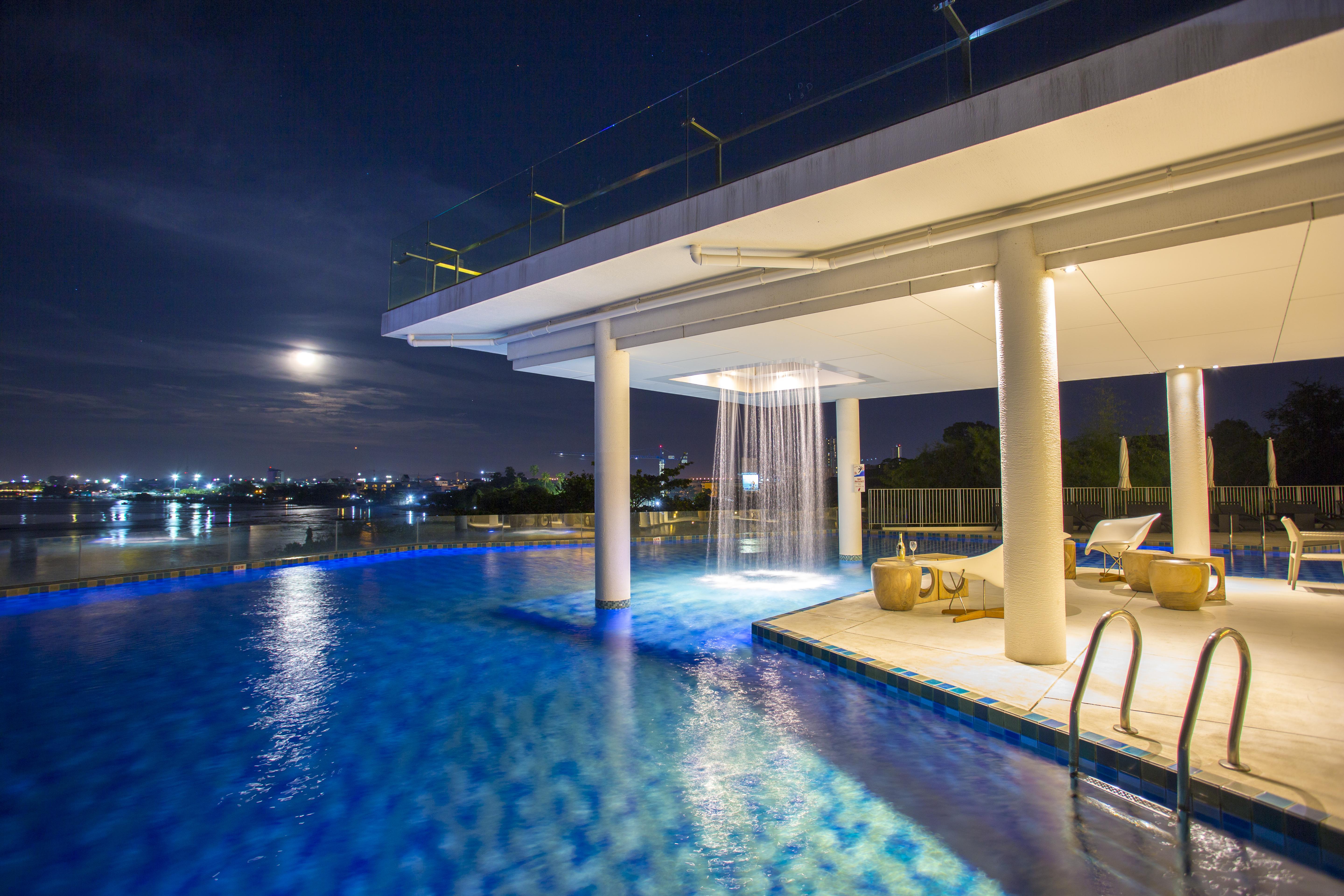 Tsix5 Hotel Pattaya Dış mekan fotoğraf