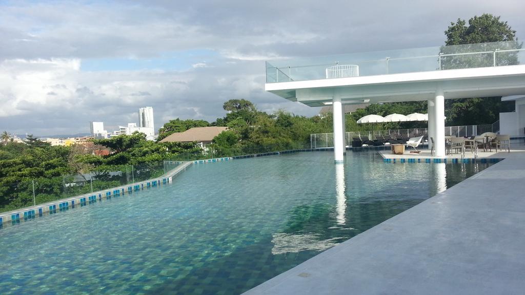 Tsix5 Hotel Pattaya Dış mekan fotoğraf