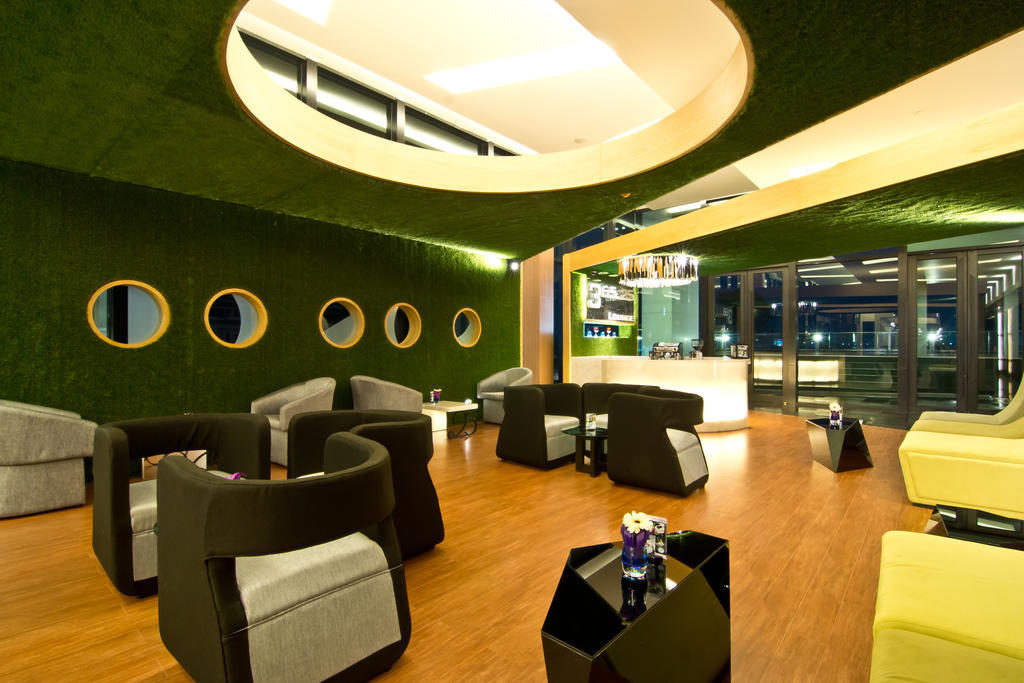 Tsix5 Hotel Pattaya Dış mekan fotoğraf