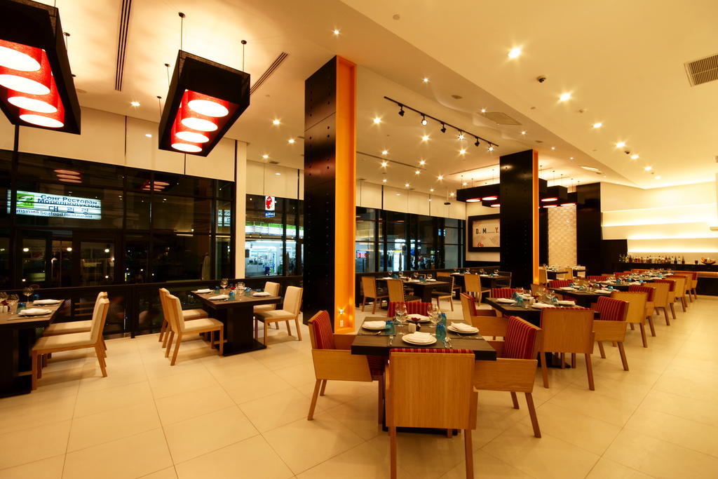 Tsix5 Hotel Pattaya Dış mekan fotoğraf