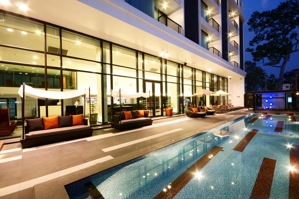 Tsix5 Hotel Pattaya Dış mekan fotoğraf