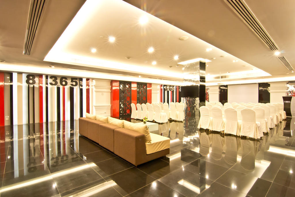 Tsix5 Hotel Pattaya Dış mekan fotoğraf
