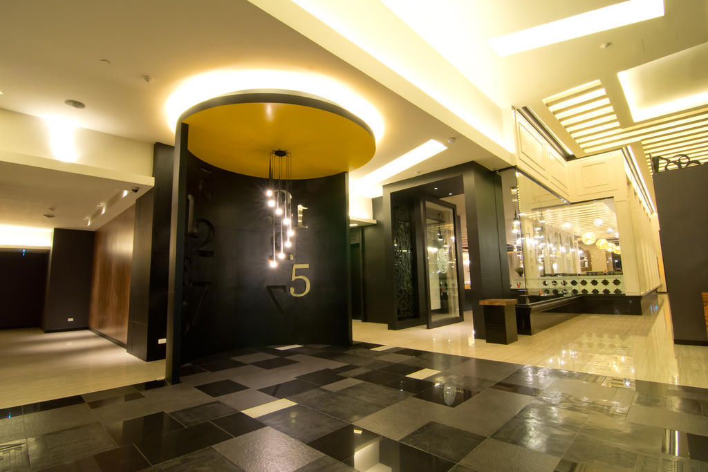 Tsix5 Hotel Pattaya Dış mekan fotoğraf